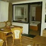 Gaestehaus Gaisalpe アパート *