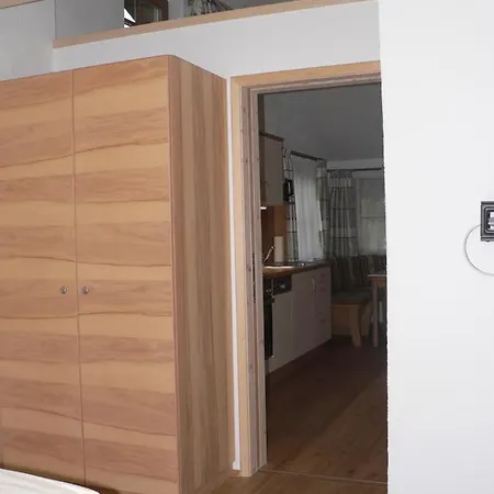 Gaestehaus Gaisalpe Appartement *