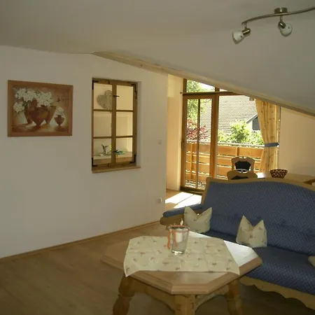 Gaestehaus Gaisalpe Appartement *