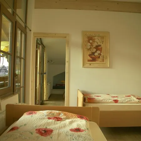 Gaestehaus Gaisalpe Appartement *